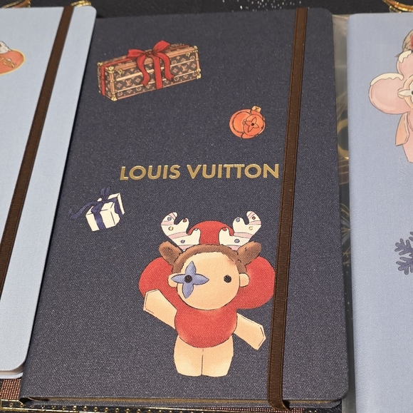 Louis Vuitton Holiday Vivienne Notebook 2025 - Picture 4 of 4